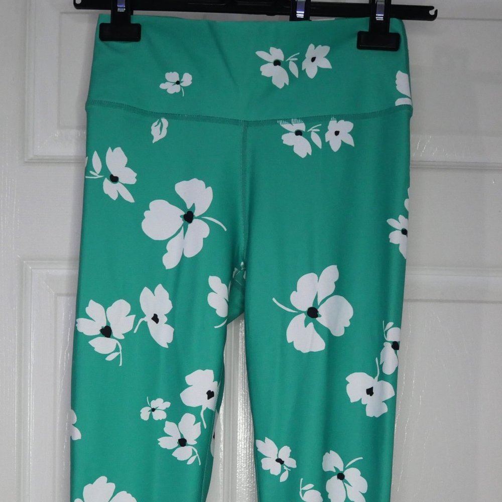 FABLETICS HIGH WAISTED LEGGINGS